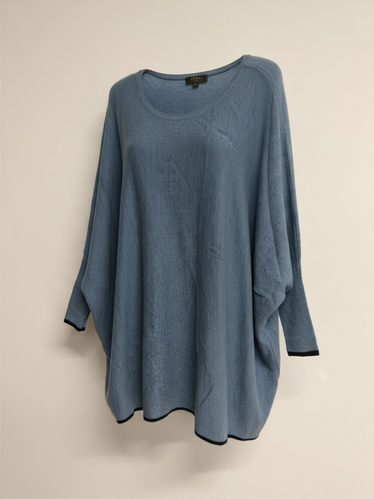 Preloved N.Peal Jumper Size Large Blue