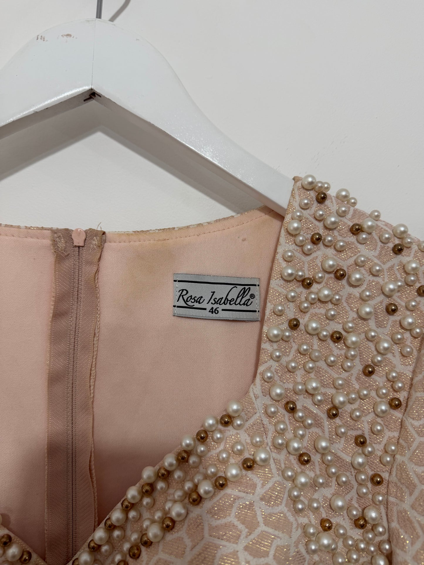 Pre-owned, Blush Isabella Acot Skirt Suit, Size Medium/Large