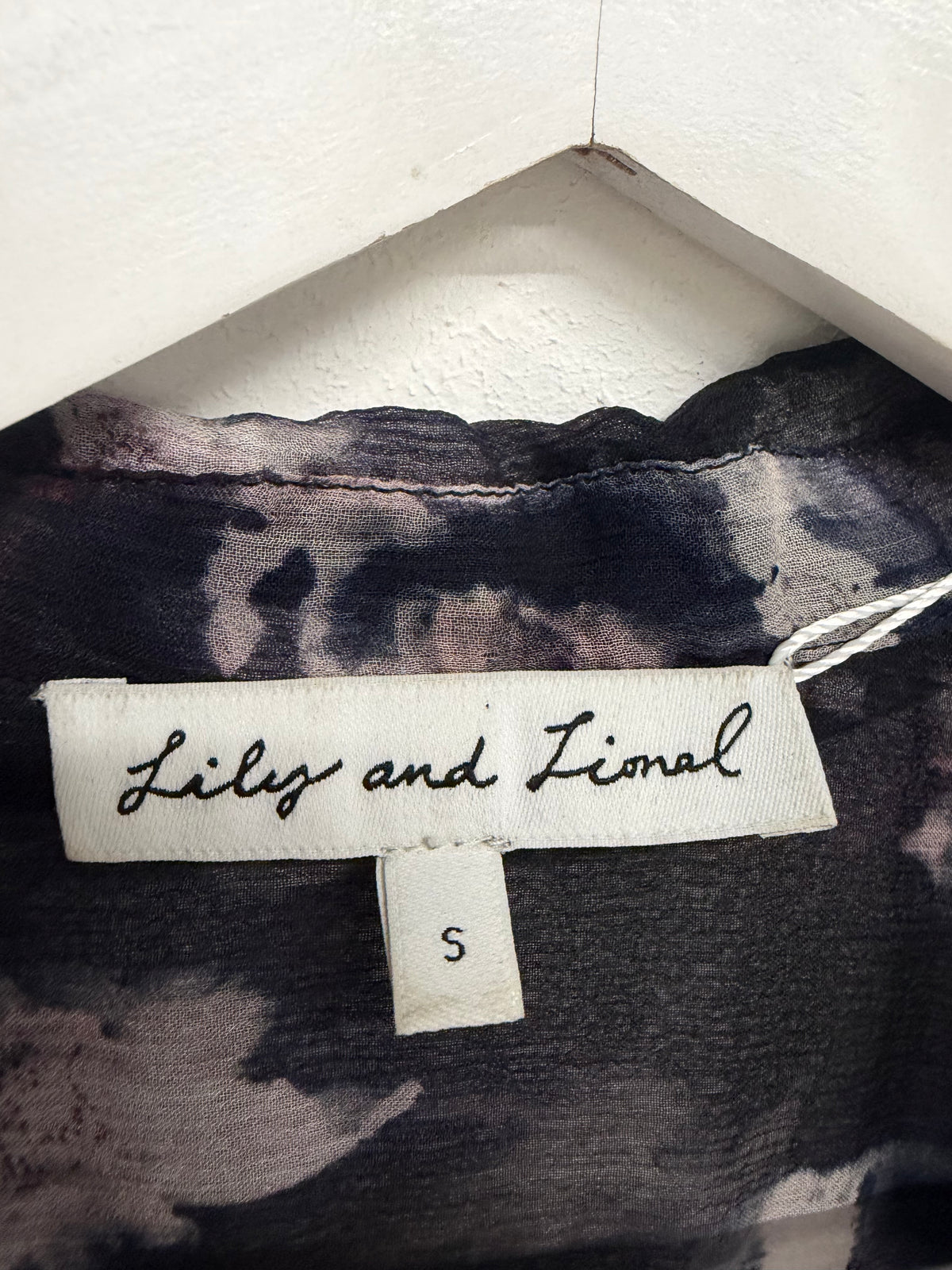 Preloved Lily & Lionel Blouse Small Black