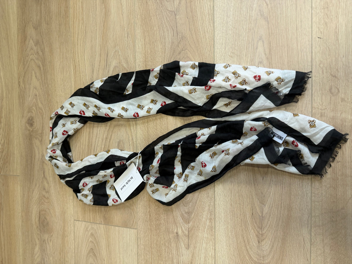 Preloved Moschino Scarf Black and White