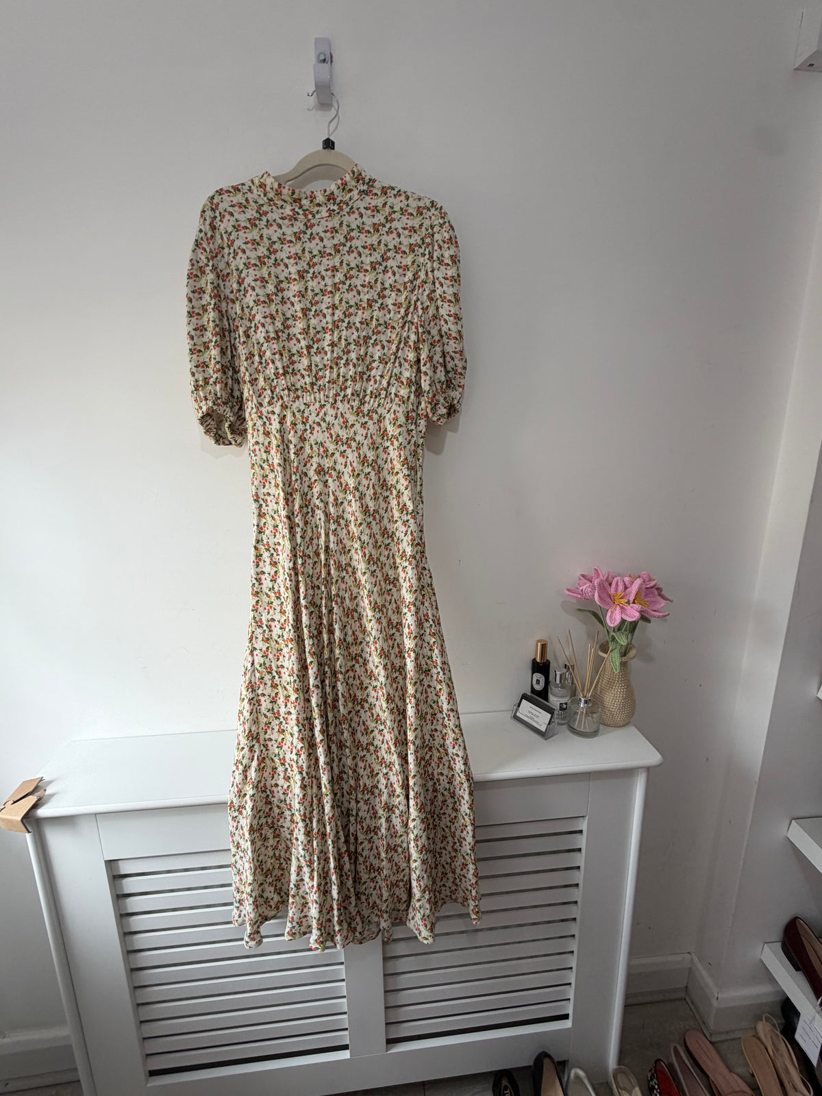Preloved Ghost Dress Large Beige with multicolour floral pattern