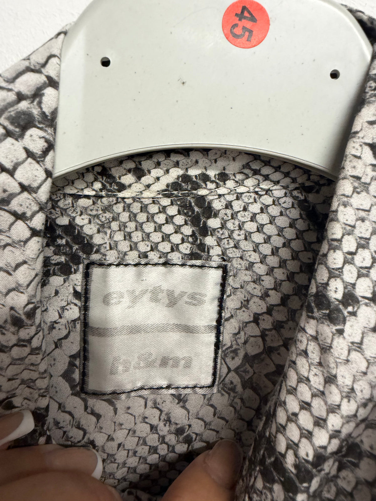 Preloved H&M Collab Shirt XS Snake Print White