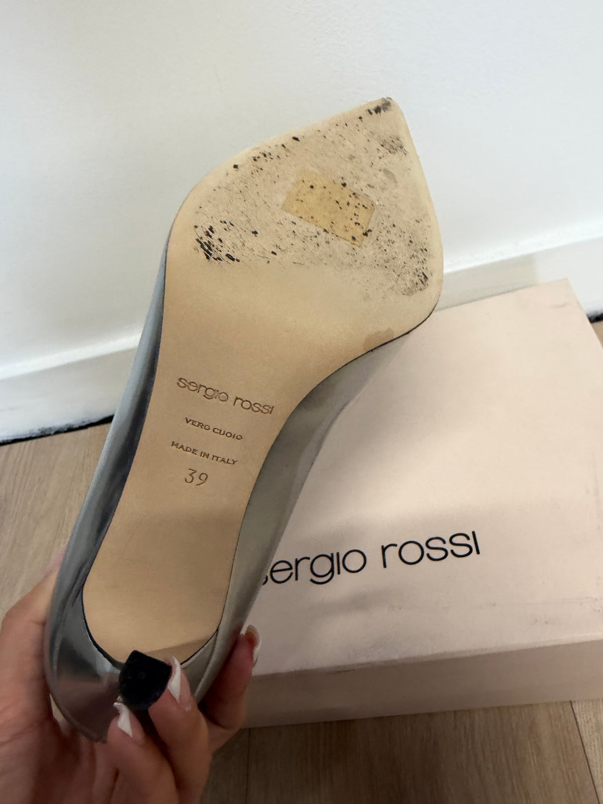 Preloved Sergio Rossi heels Size 39 uk 6 silver