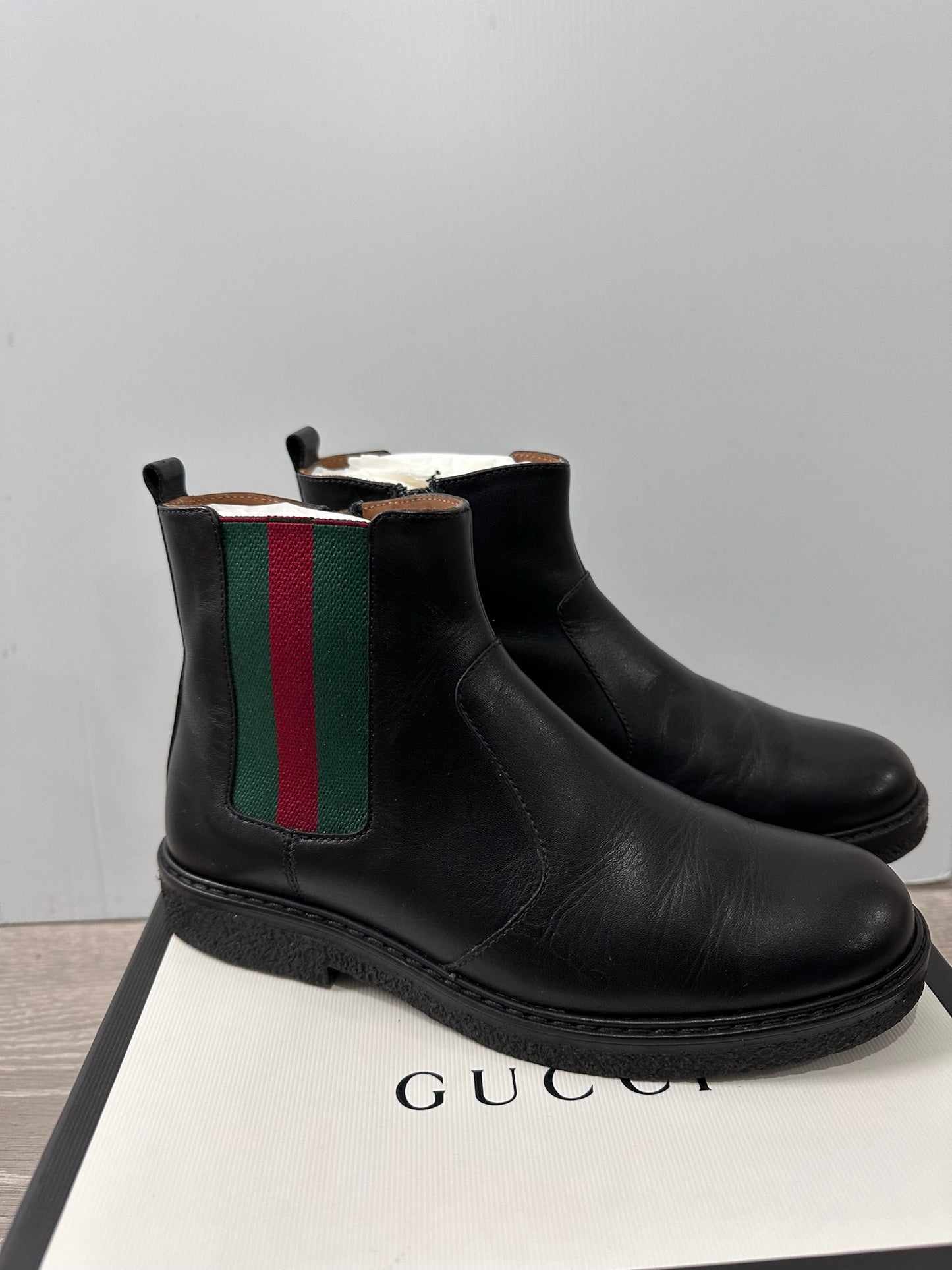 Black Gucci Kids Shoes, Junior 33