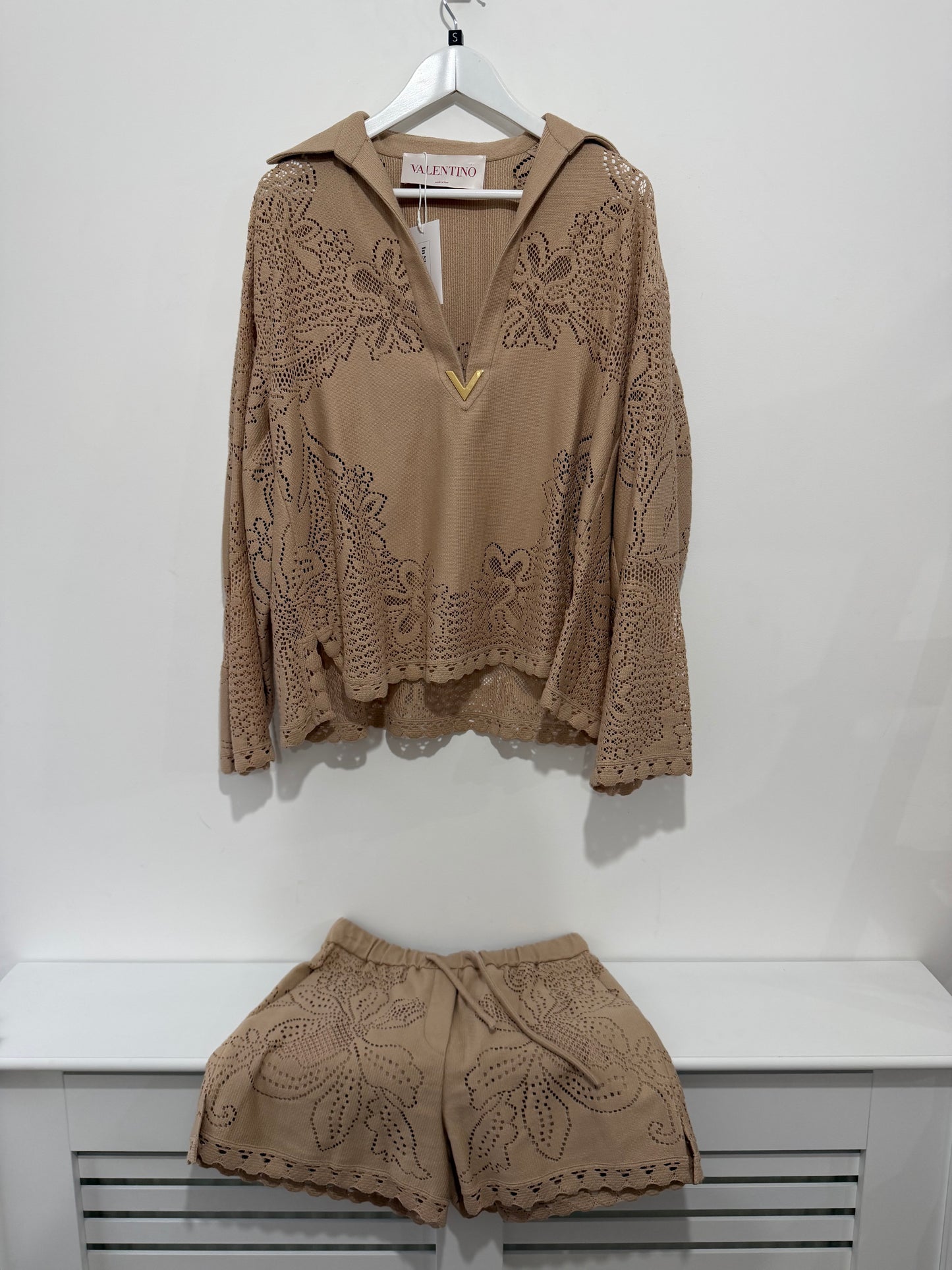 Pre-owned, Nude Valentino Garavani Summer Set - Top & Shorts, Size UK 8 (8-10)