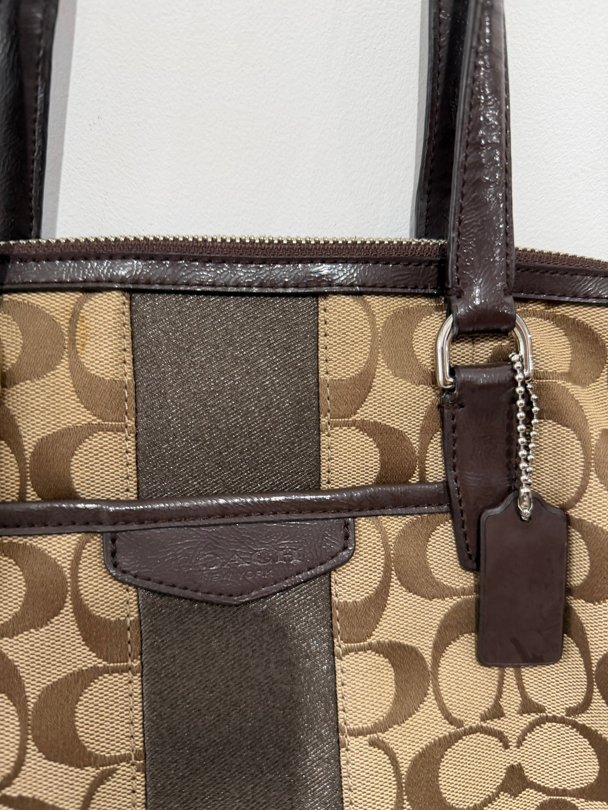 Pre-loved monogram Coach Shoulder bag – In Style Ascot