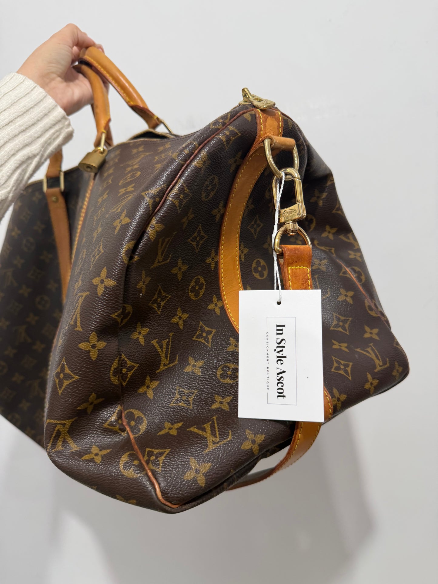 Pre-owned Monogram bandouliere with strap Louis Vuitton Keepall Duffle, 55