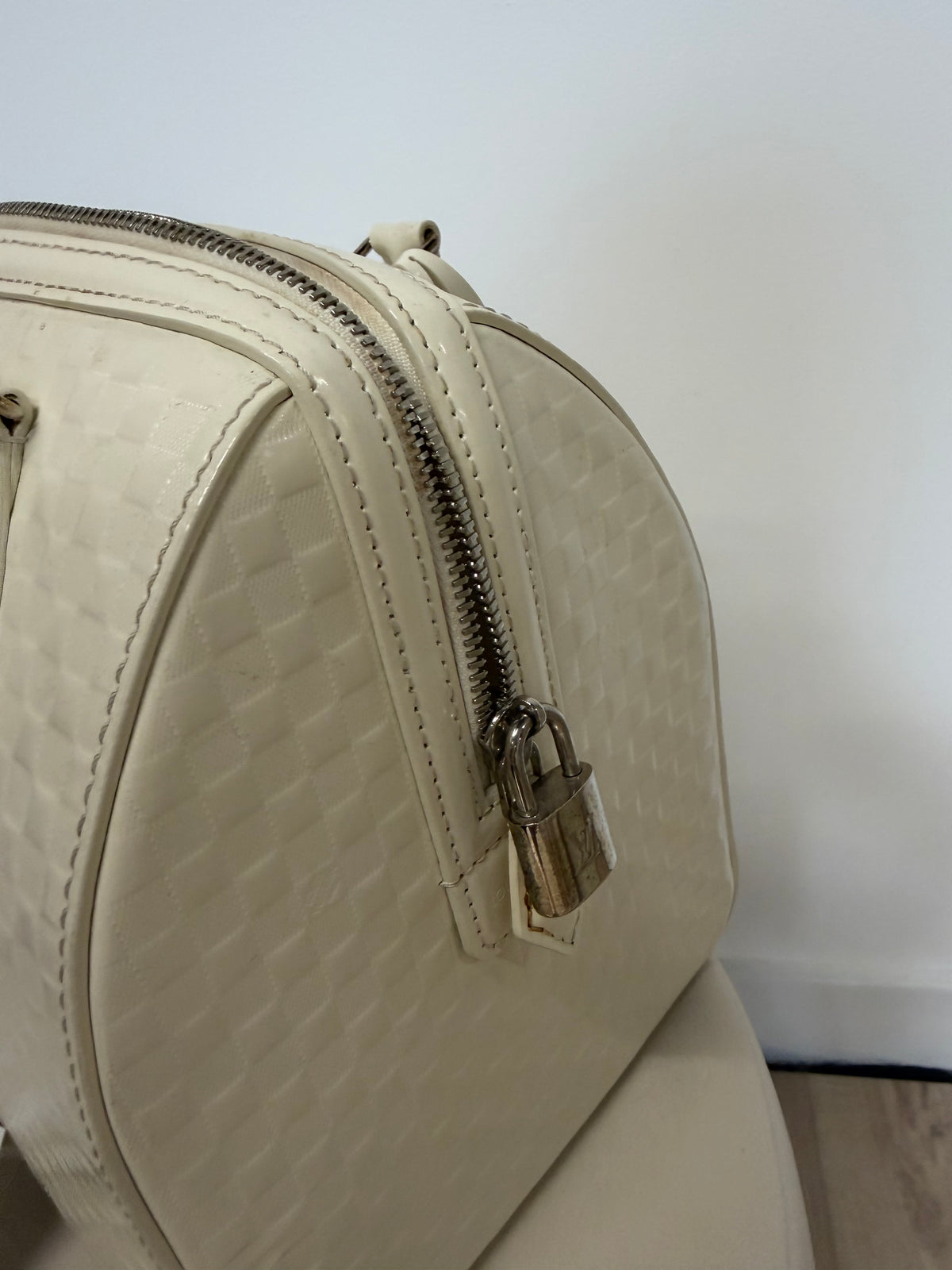 Preloved Louis Vuitton Bag & Purse Set Damier Facette Speedy Cube Cream/White Calfskin