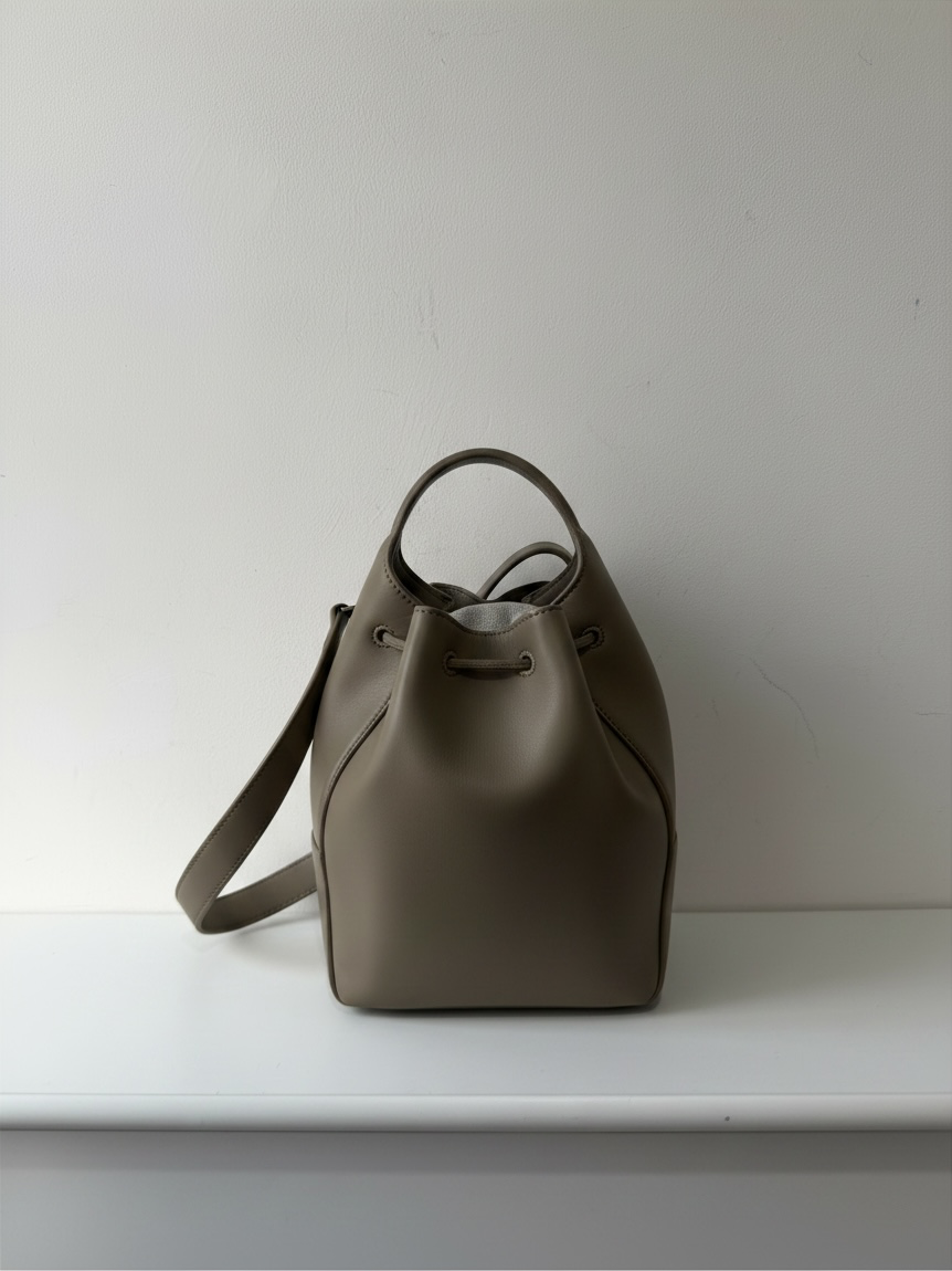 Preloved BRAND NEW Brunello Cucinelli Handbag Small Taupe