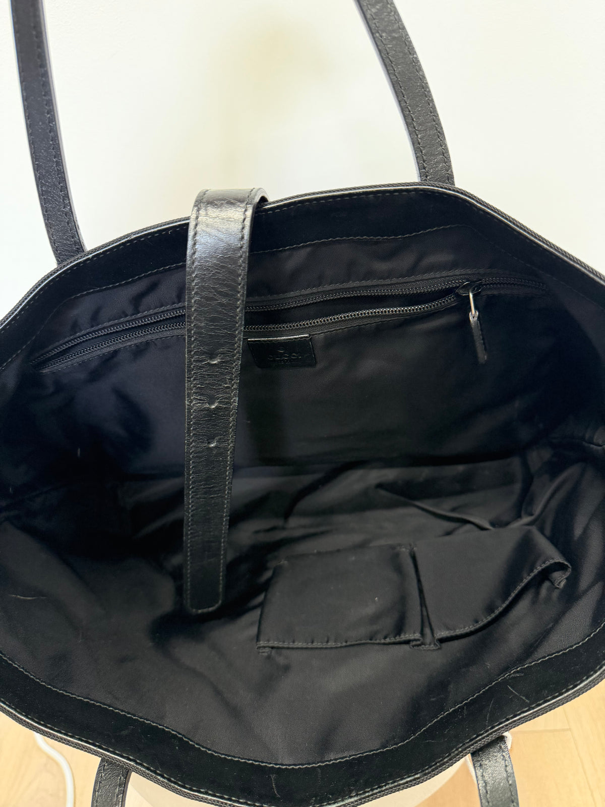 Preloved Gucci Handbag Black