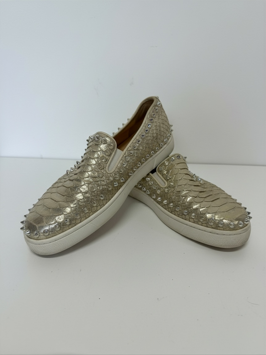 Preloved Christian Louboutin Shoes, Size 2 (34.5/35 eu) Metallic Silver