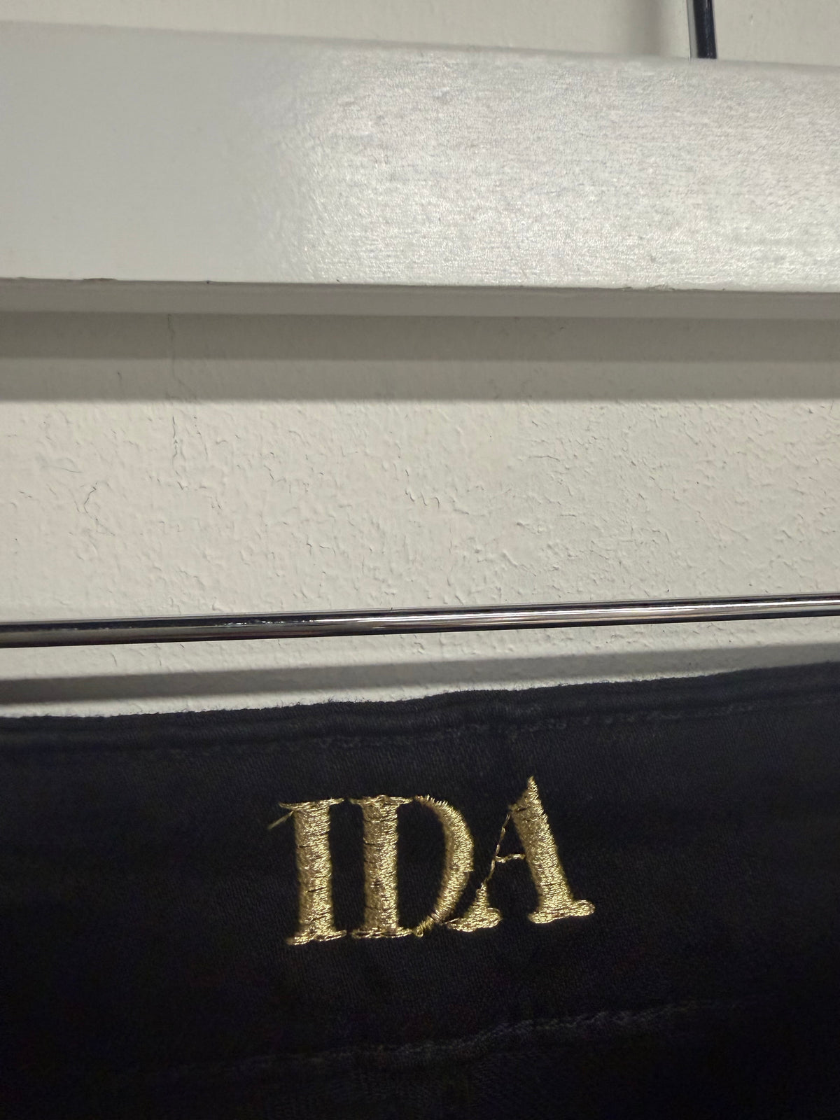 Preloved BNWT Donna IDA Wide Leg Jeans Waist 26 Size 8 Black
