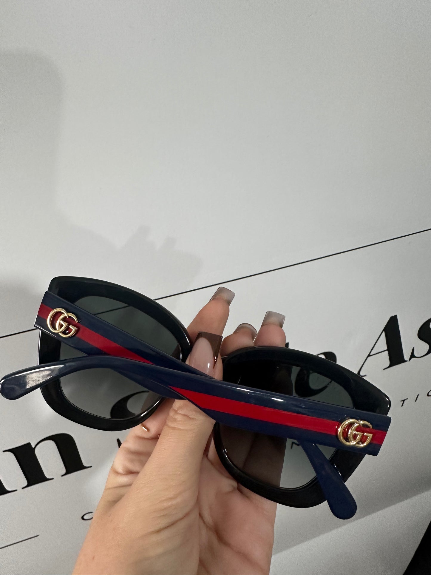 Black Gucci Sunglasses