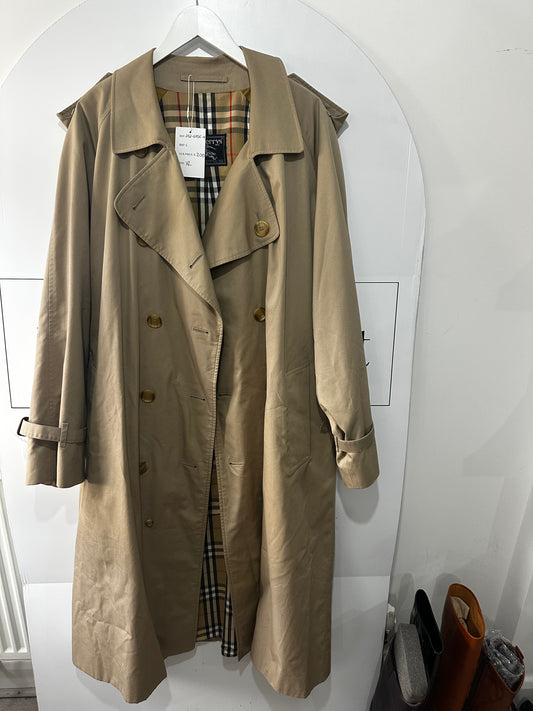 Beige Burberry Trench, Size XL