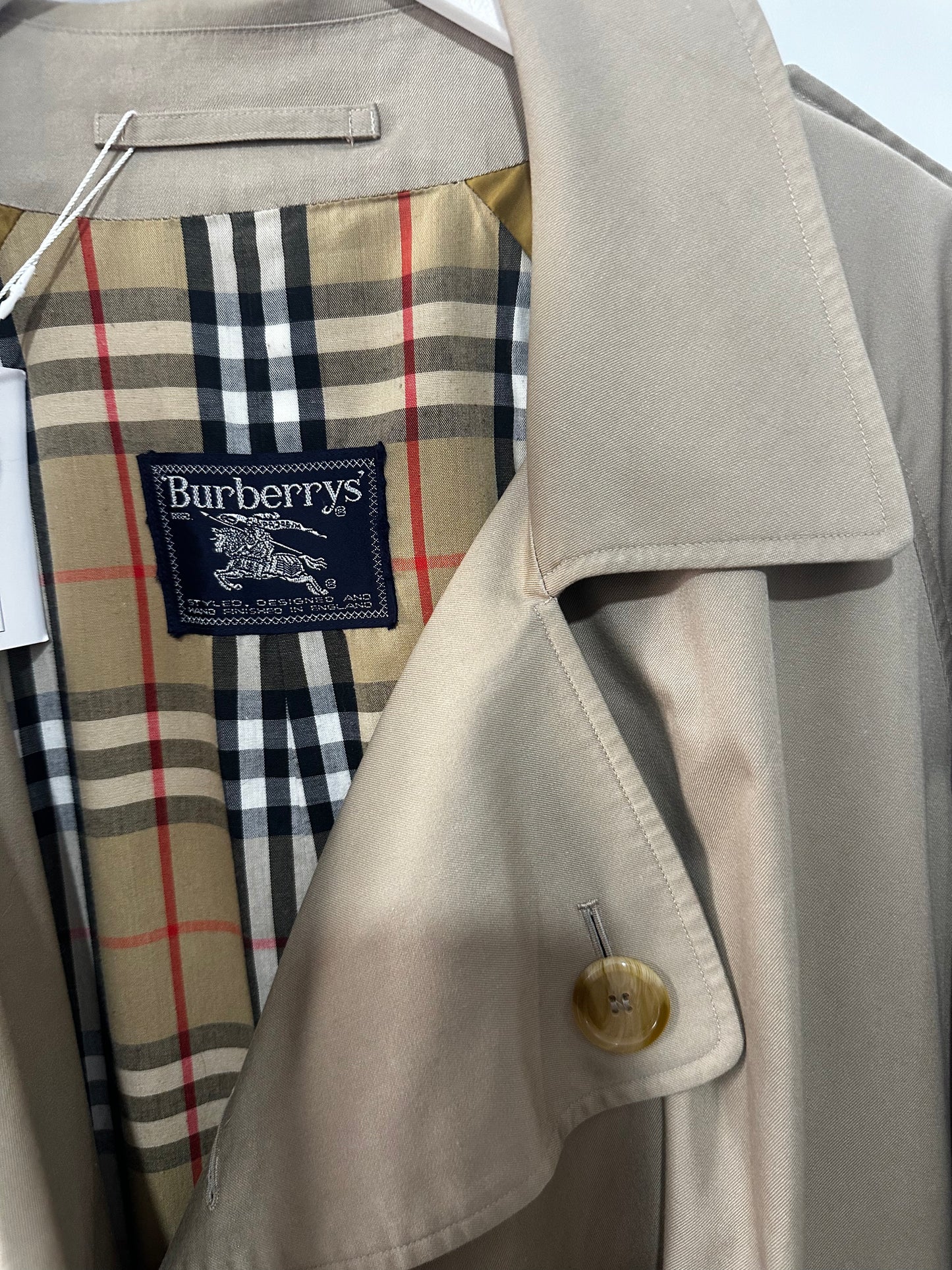 Beige Burberry Trench, Size XL