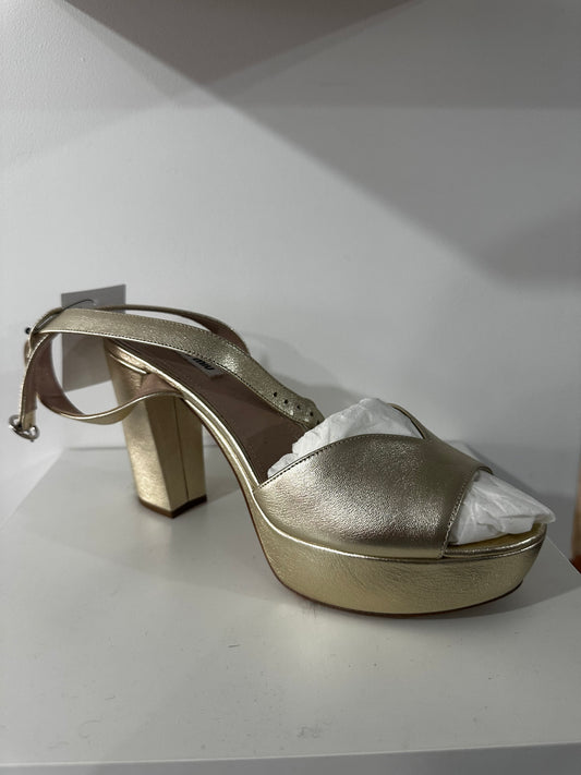 Gold Miu Miu Heels, 7