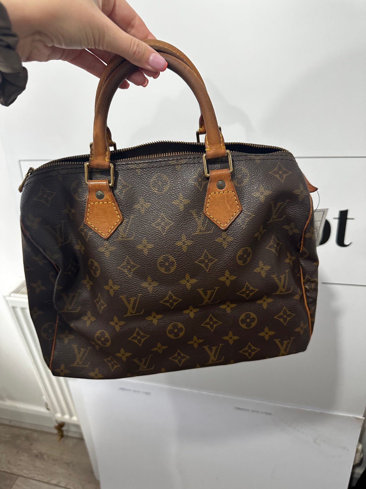 Louis Vuitton Speedy 30