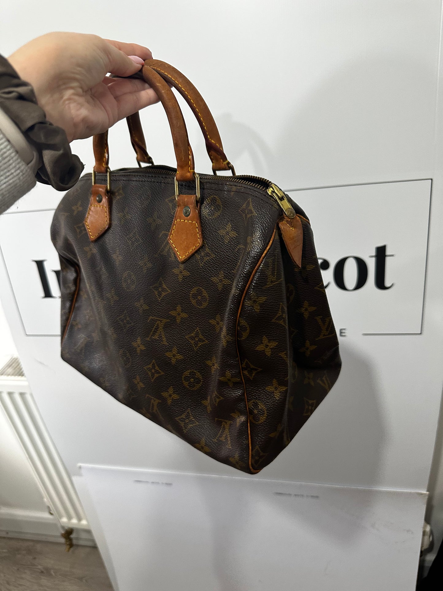 Louis Vuitton Speedy 30