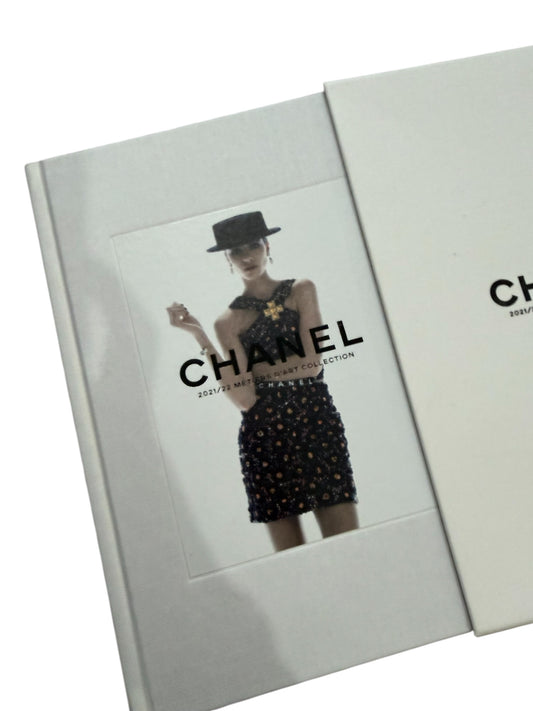 Chanel Book