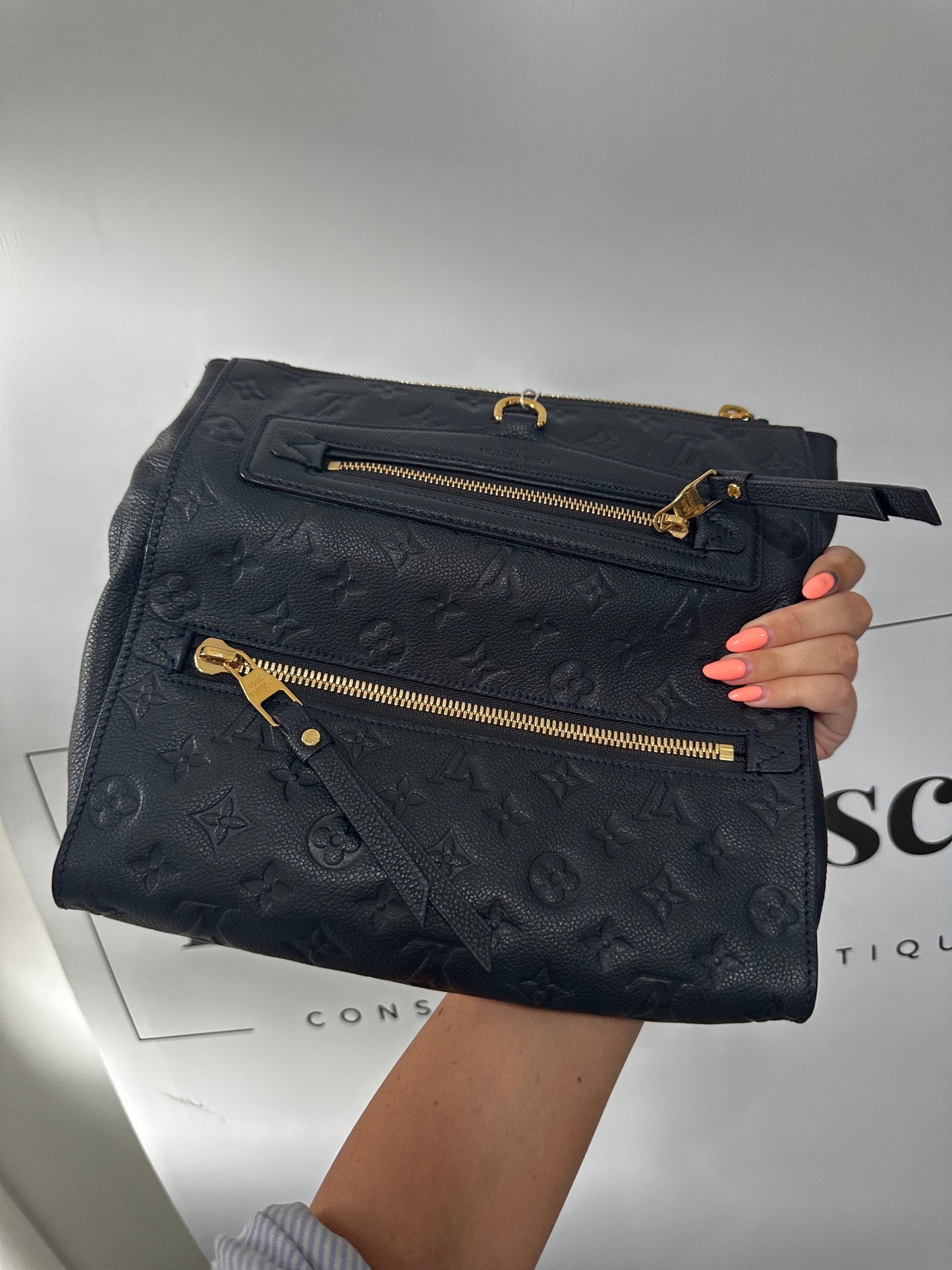 Black Louis Vuitton Pétillante Leather Clutch Bag