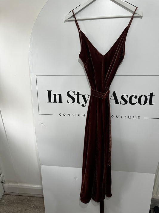 Velvet Brown Frame Dress, Size L