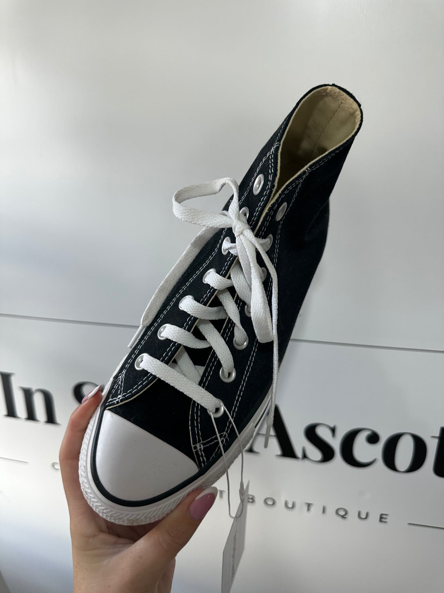 Black and White Converse Sneakers, Size 6